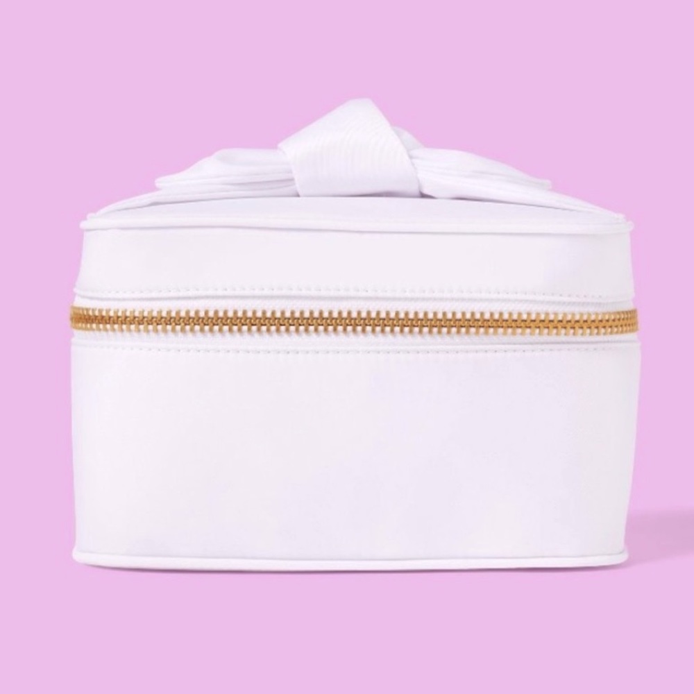 Solid white new Stoney clover knotted top cosmetic bag
